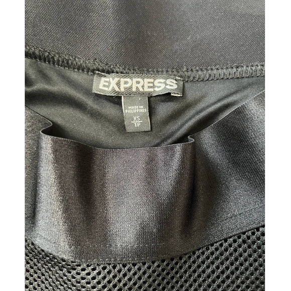 Express Skirt - Picture 4 of 5